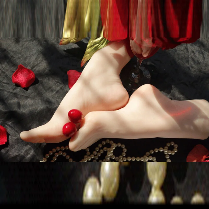 

Female Silicone Feet Model for Nail Art Practice Foot Fetish Simulation Mannequin for Photograph Shoes Sock Display Footjob