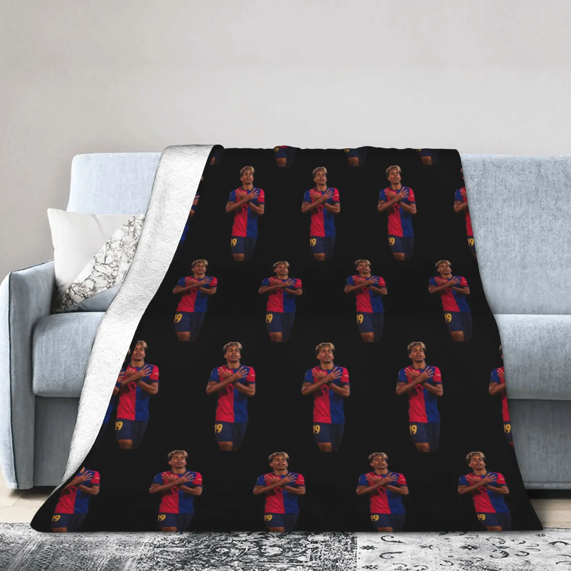 Lamine Y-Yamal Blankets Flannel All Season Football Soccer Portable Thin Throw Blankets for Home Outdoor Bedding Throws