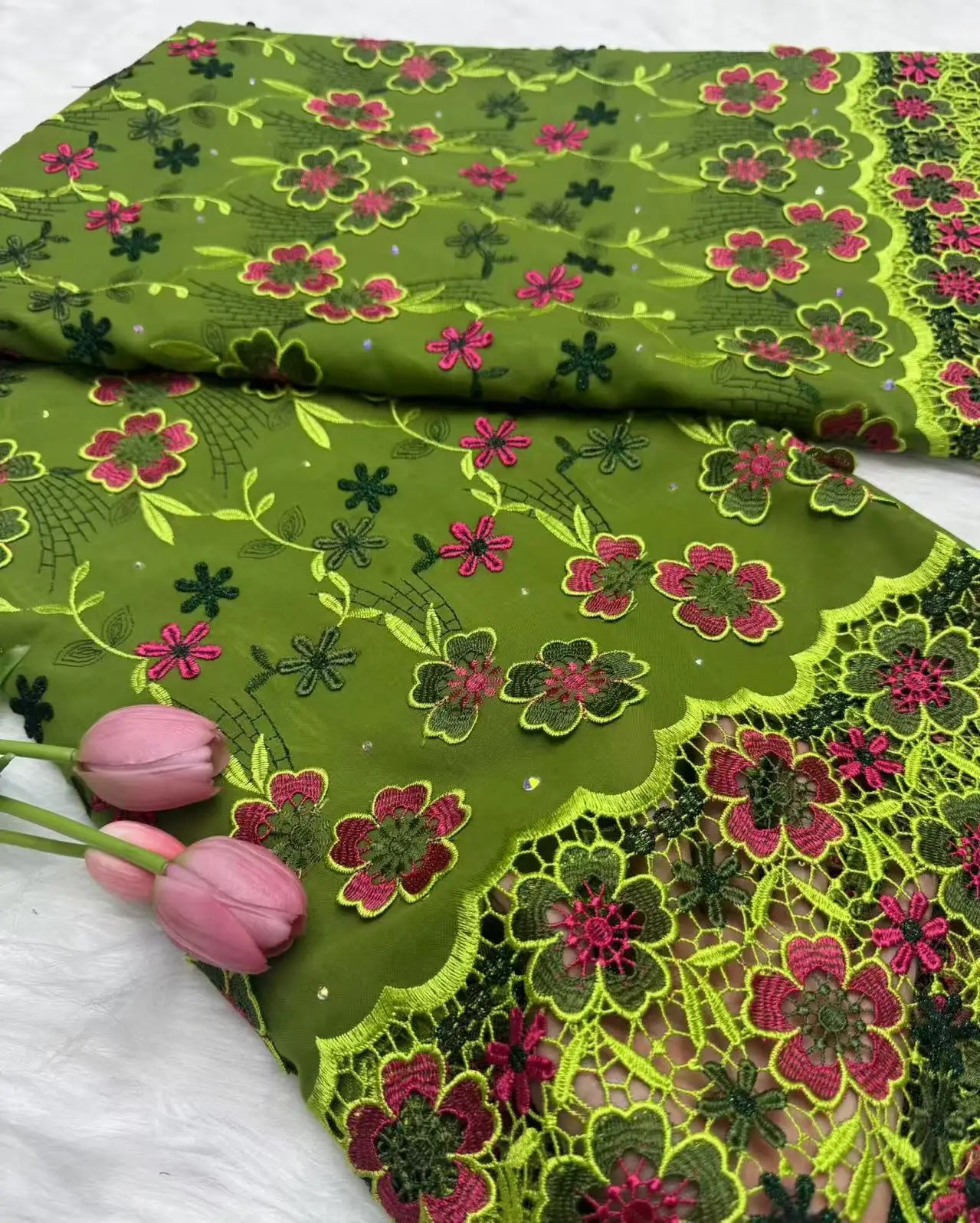 

Latest Nigerian Cotton 5 Yards Lace Fabric High Quality African 3D Voile Lace Fabric For Women Evening Party Dresses Material