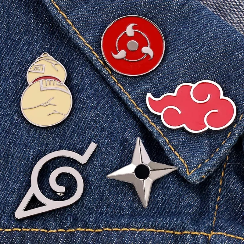 5PCS Anime Cartoon Enamel Brooch Red Cloud Sharingan Metal Pin Backpack Clothes Shuriken Dart Red Cloud Badge Cosplay Props