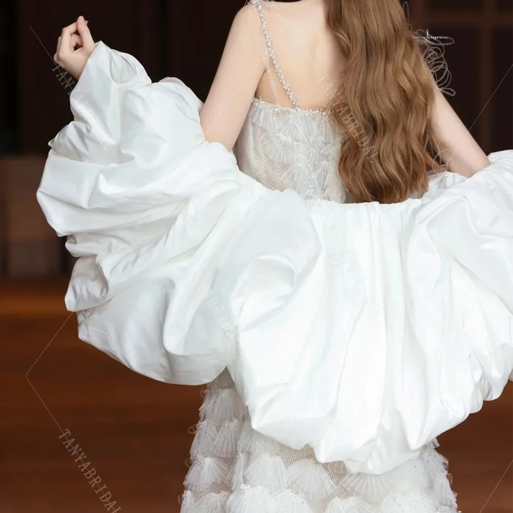 Fashion Satin Puff Wedding Cape New Elegant Cloud Detachable Wedding Accessories Chic Bolero Jacket TSWD455