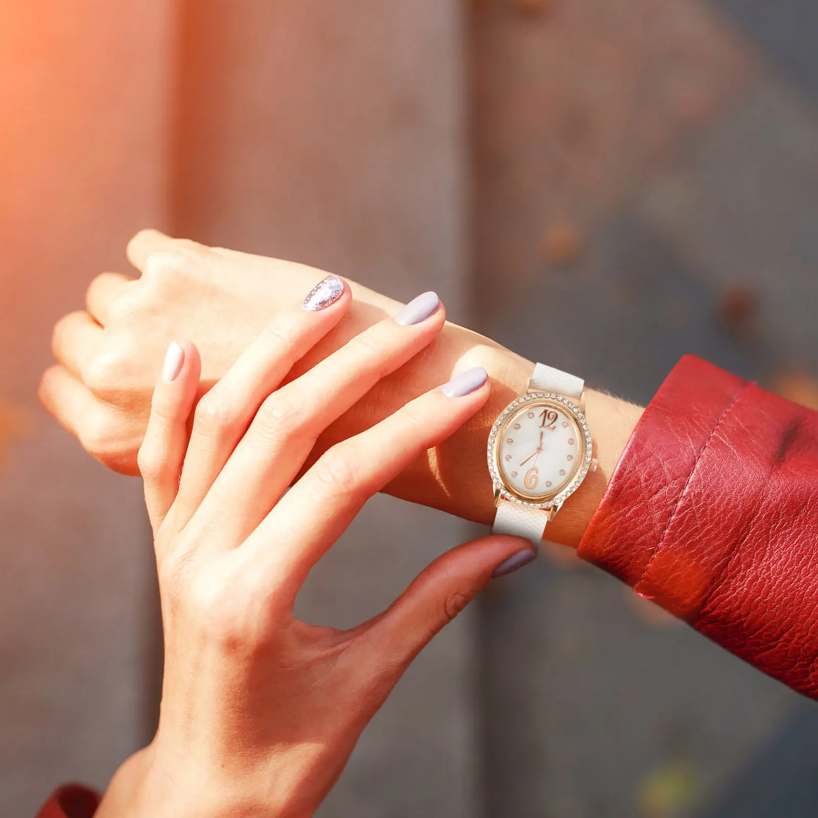 

Женские кварцевые часы с инкрустацией бриллиантами, овальный циферблат, модные наручные часы для женщин, элегантные деловые повседневные часы, легкие и удобные.