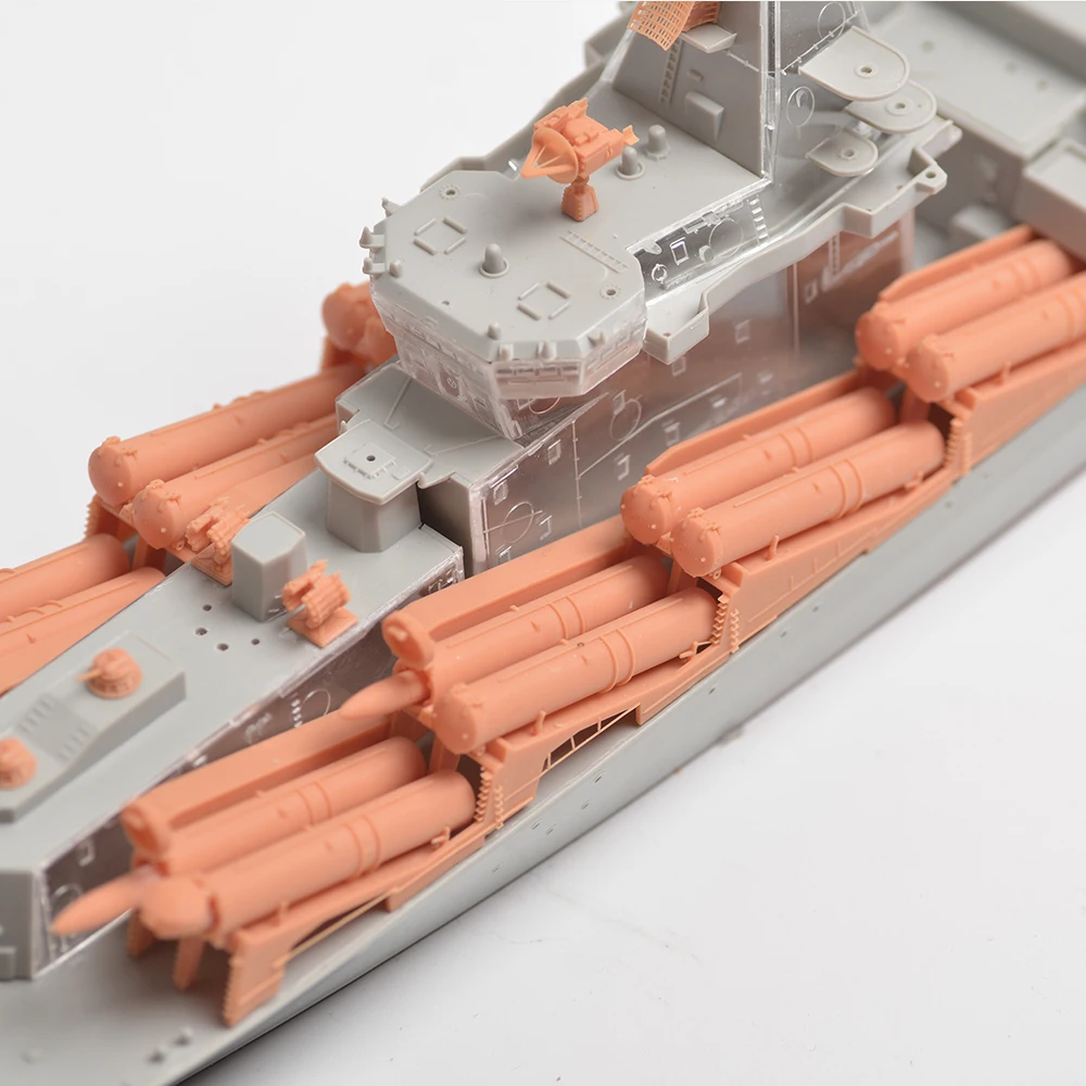 Yao\'s Studio LYCG350402 1/350 Moskva Frigate SS-N-12 \