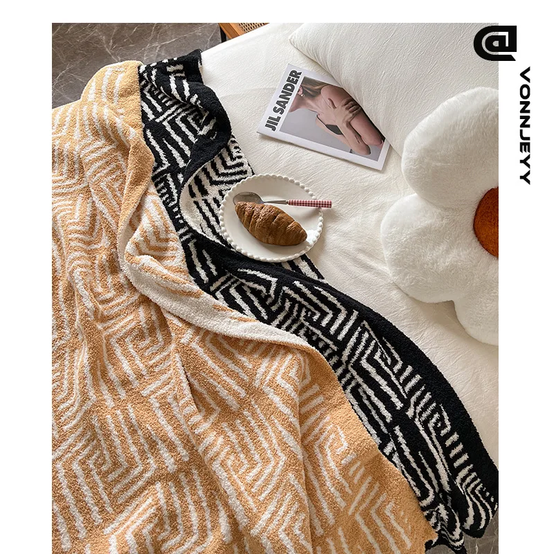 2024 New Thickened Warm Hollow Pattern Half Down Casual Blanket Lunch Break Indoor Blanket Warm Shawl