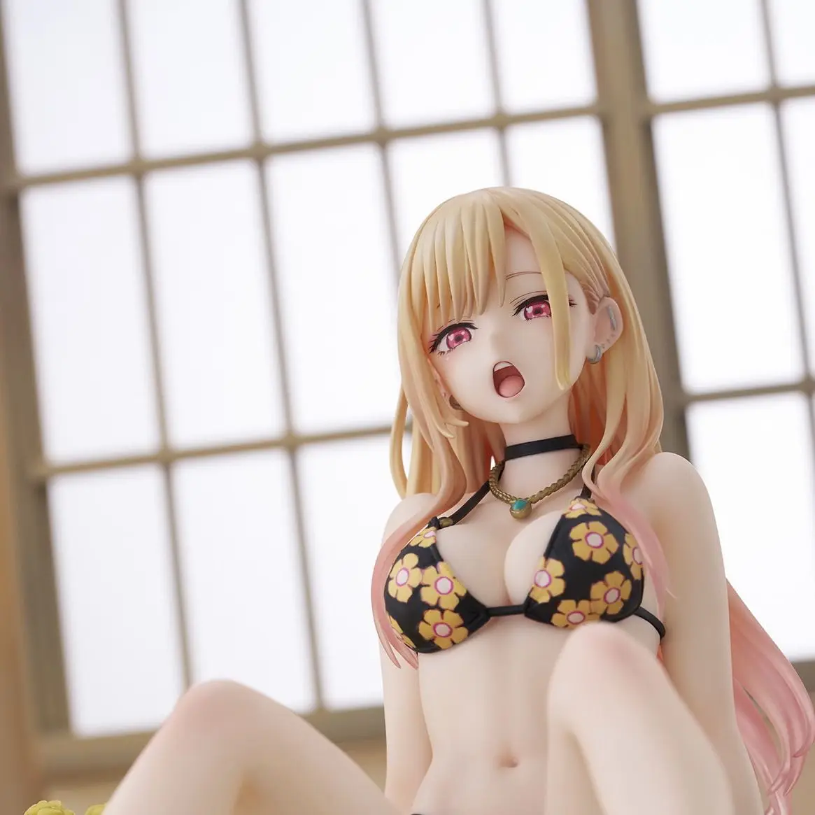 Bonecas mudando apaixonadas, kitagawa haimeng figura linda menina animação japonesa ornamento de chassi bidimensional