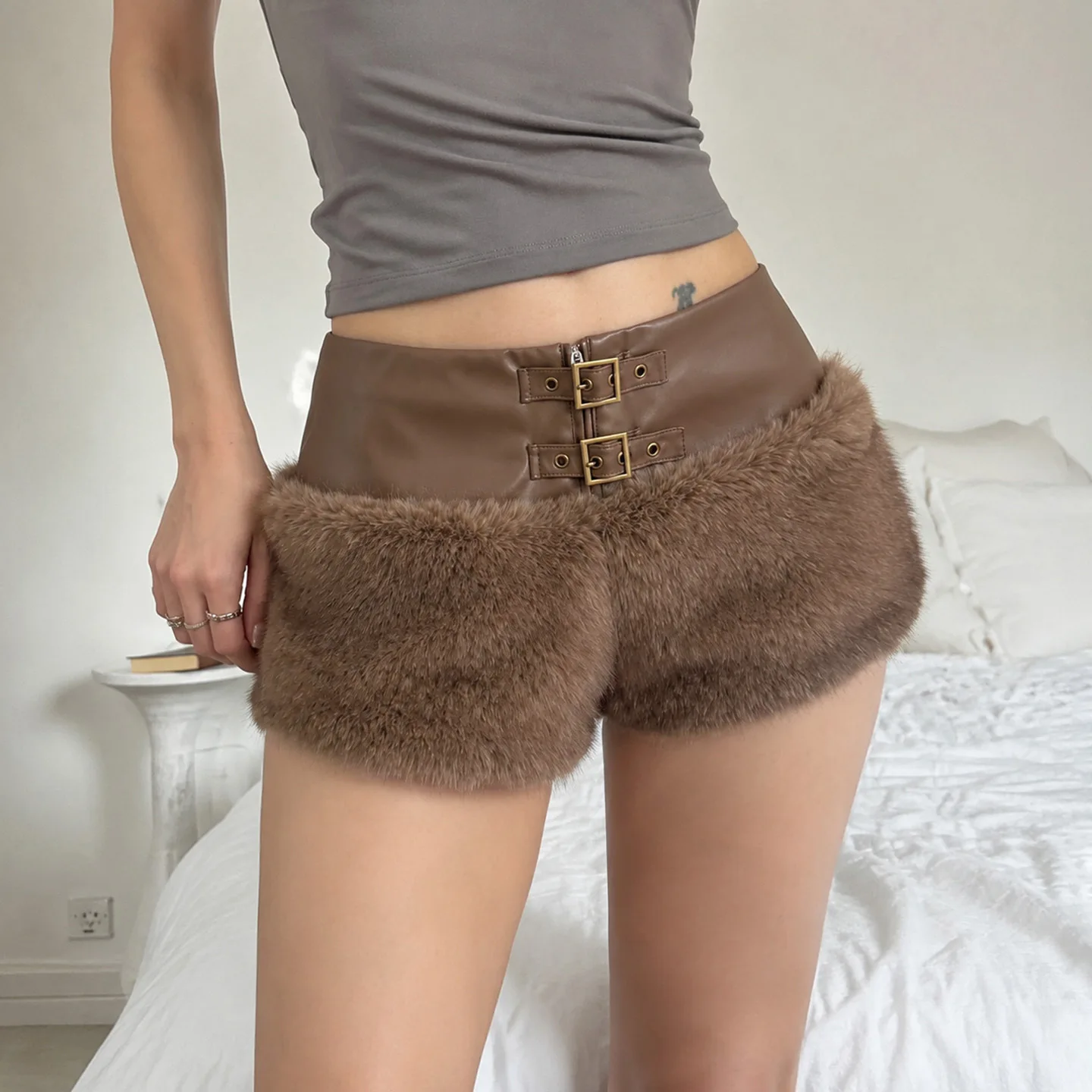 Vintage Autumn Winter Shorts Spice Girls Street Waist Straps Pu Leather Splicing Fluffy Shorts Metal Buckle Zipper Hot Pants