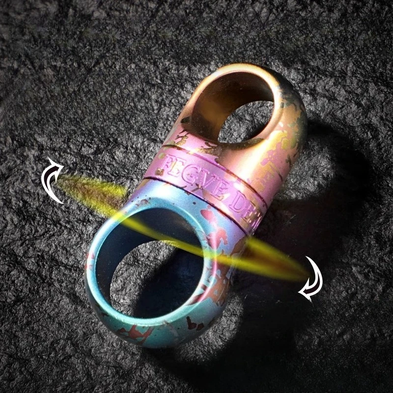 Titanium Alloy Rotatable Universal Joint Keychain 8‑Shape Camouflage Capsule Connector Car Key Chain Accessories