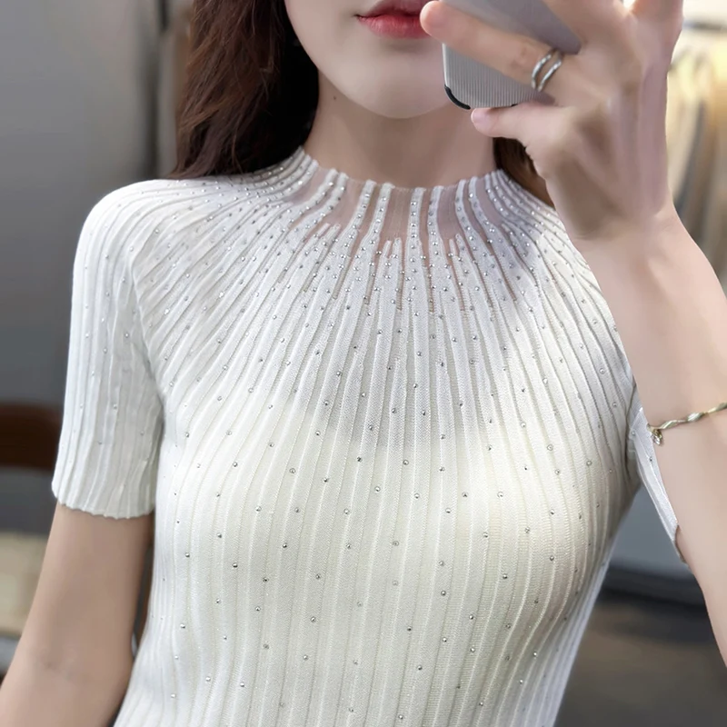 2023 Estate Slim Fit Tinta unita Diamante Incorporato Unico Manica corta Fine Imitazione di lana T-shirt lavorata a maglia Top elegante da donna