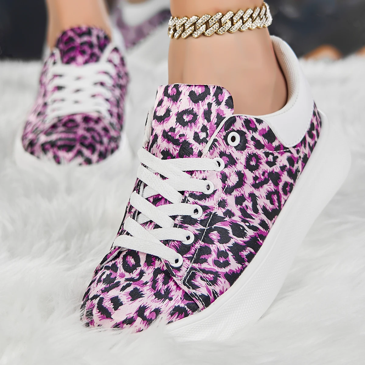 STRONGSHEN Women Fashion Canvas Casual Shoes Men Leopard Print Round Toe Lace-up Shoes Anti Slip Breathable Sneakers Size 36-44