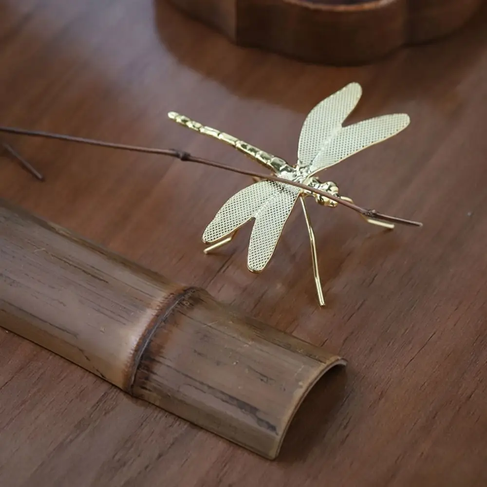 Durable Small Dragonfly Ornament Dragonfly Metal Tea Pet 3D Six Feet Pen Holder Tea Ceremony