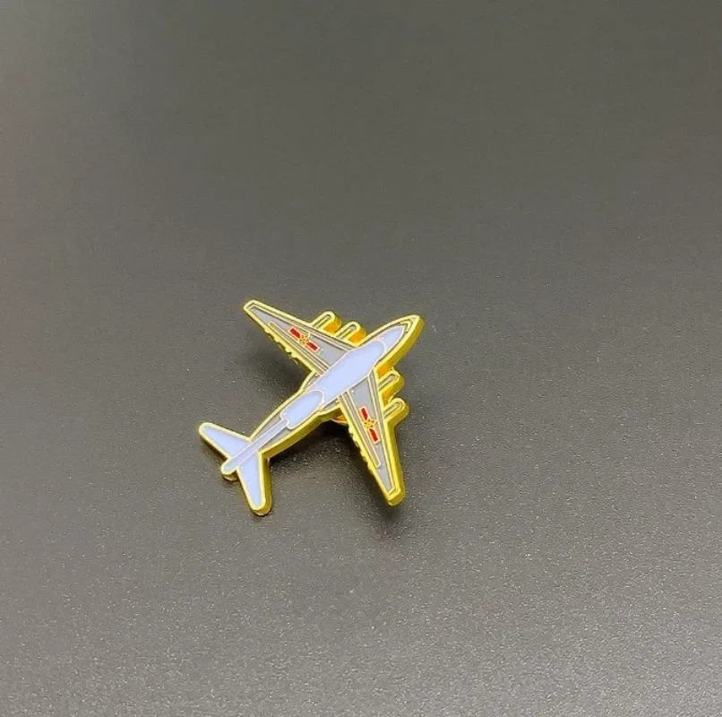 Creative Air Show Aircraft Badge Brooch Pin Souvenir Paint Craft Exquisite Badge Pin