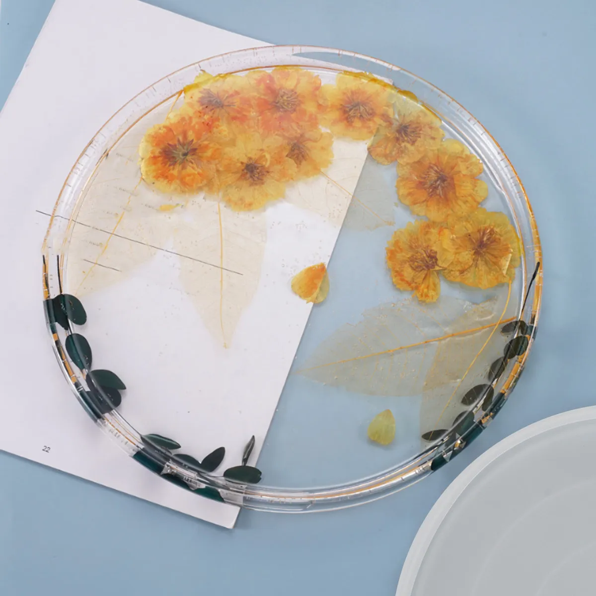 

1Pcs Round Mirror Silicone Plate Mold Premium Flexible Food Grade Resin Casting DIY Craft Coaster Epoxy Tray Mold Creative