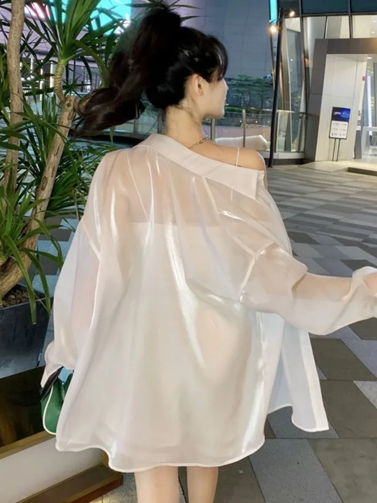 Korean Version of The White Shirt Sunscreen Clothing Female Long-sleeved Summer New Loose Sunscreen Clothing Ice Silk Thin Coat