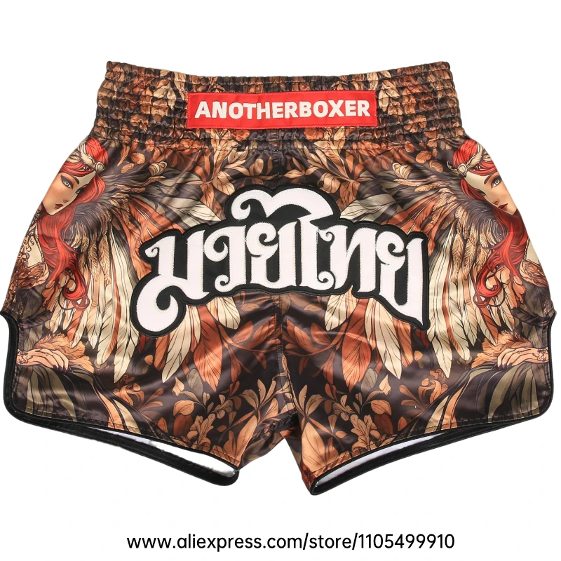 Muay-Thai-Shorts für Herren und Damen, Vintage-Design mit Engel-Krieger-Motiv, Thai-Boxshorts, Kickbox- und MMA-Kampfshorts für Training und Wettkämpfe.