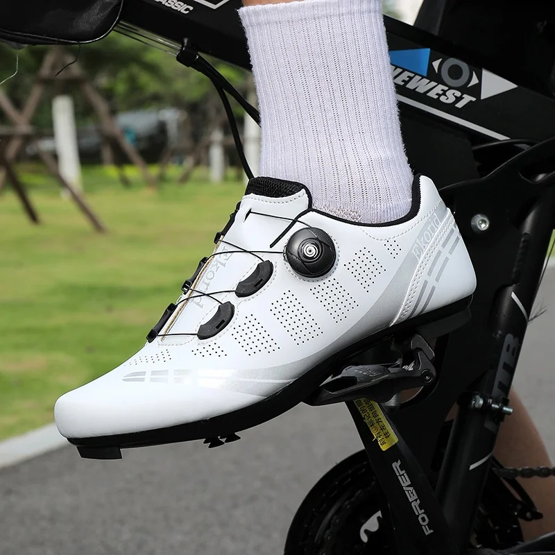 Herren-Mountainbike-Schuhe MTB, atmungsaktiv, rutschfest, hohe Härte, geeignet für Outdoor-Straßenrennen, Mountain-Offroad-Fahren 37-46 – Detail 39
