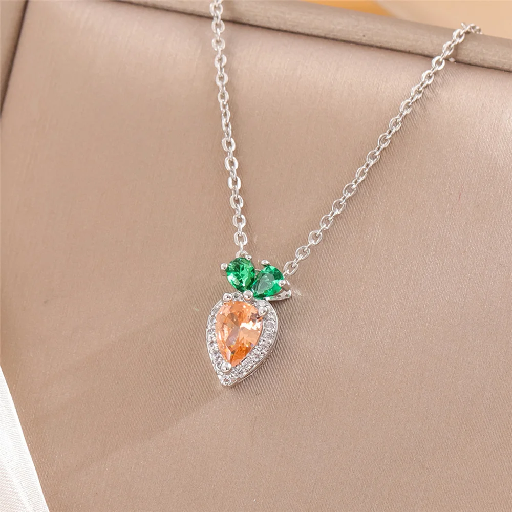 Luxury Female Carrot Pendant Necklace Vintage Silver Color Wedding Jewelry For Women