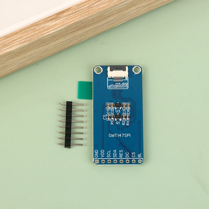 1.47 Inch TFT LCD Screen ST7789P3 Small Screen 172 * 320 Bare Screen LCD Serial Port SPI Module