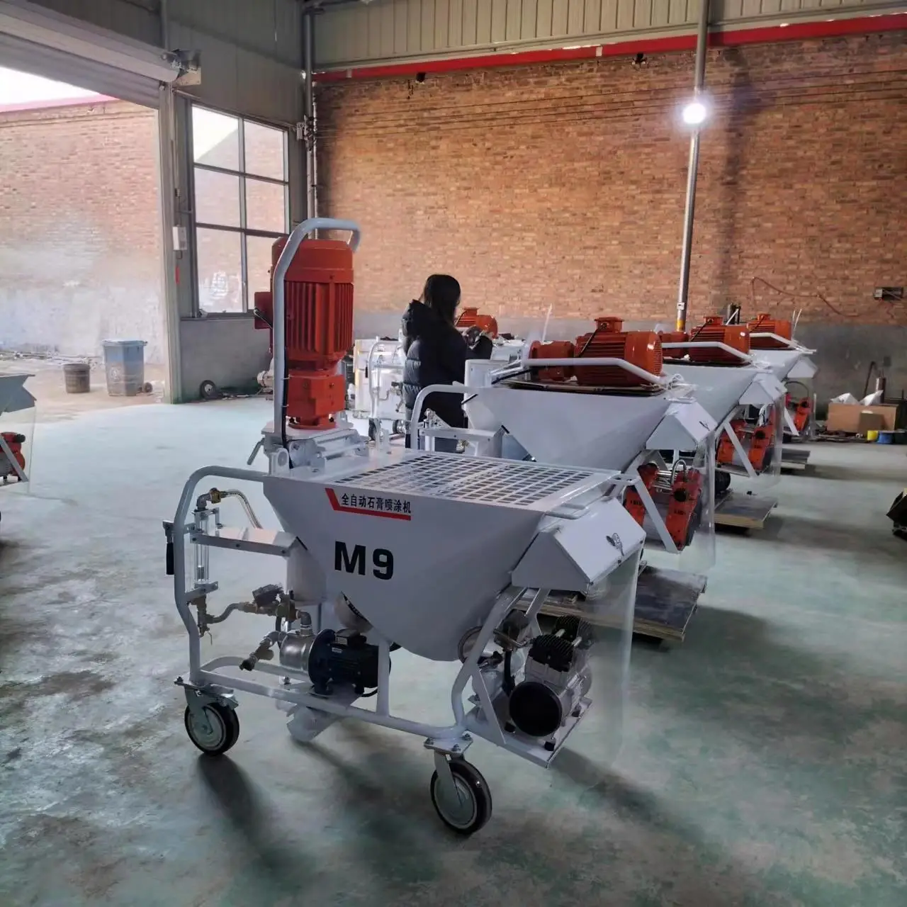 Spraying Machine Made in China High Pressure Automatic Cement Spray/plasterer/gypsum