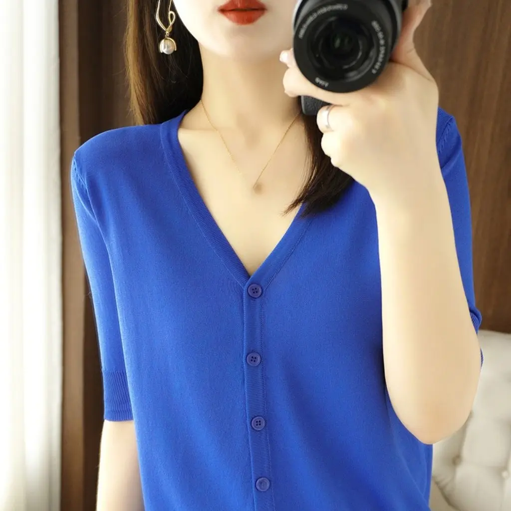 

Women's Ice Silk V-neck Cardigan Short-Sleeved Air Conditioning Sun-Protective Slimming Top Loose Base Thin Summer Shirt