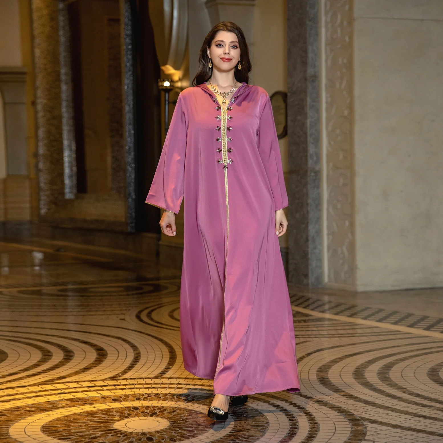 

MQ002 Muslim Robe Satin Beaded Dress Abaya Dubai Light Luxury Ethnic Evening Dress