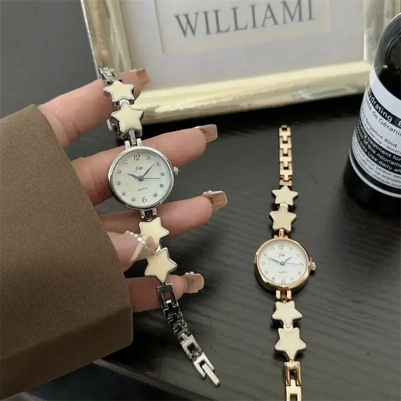 

Cute Star Moon Chain Bracelet Watch for Women Girl's Korean Simple Fashion Ins Preppy Style Student Watches Relojes Para Mujer