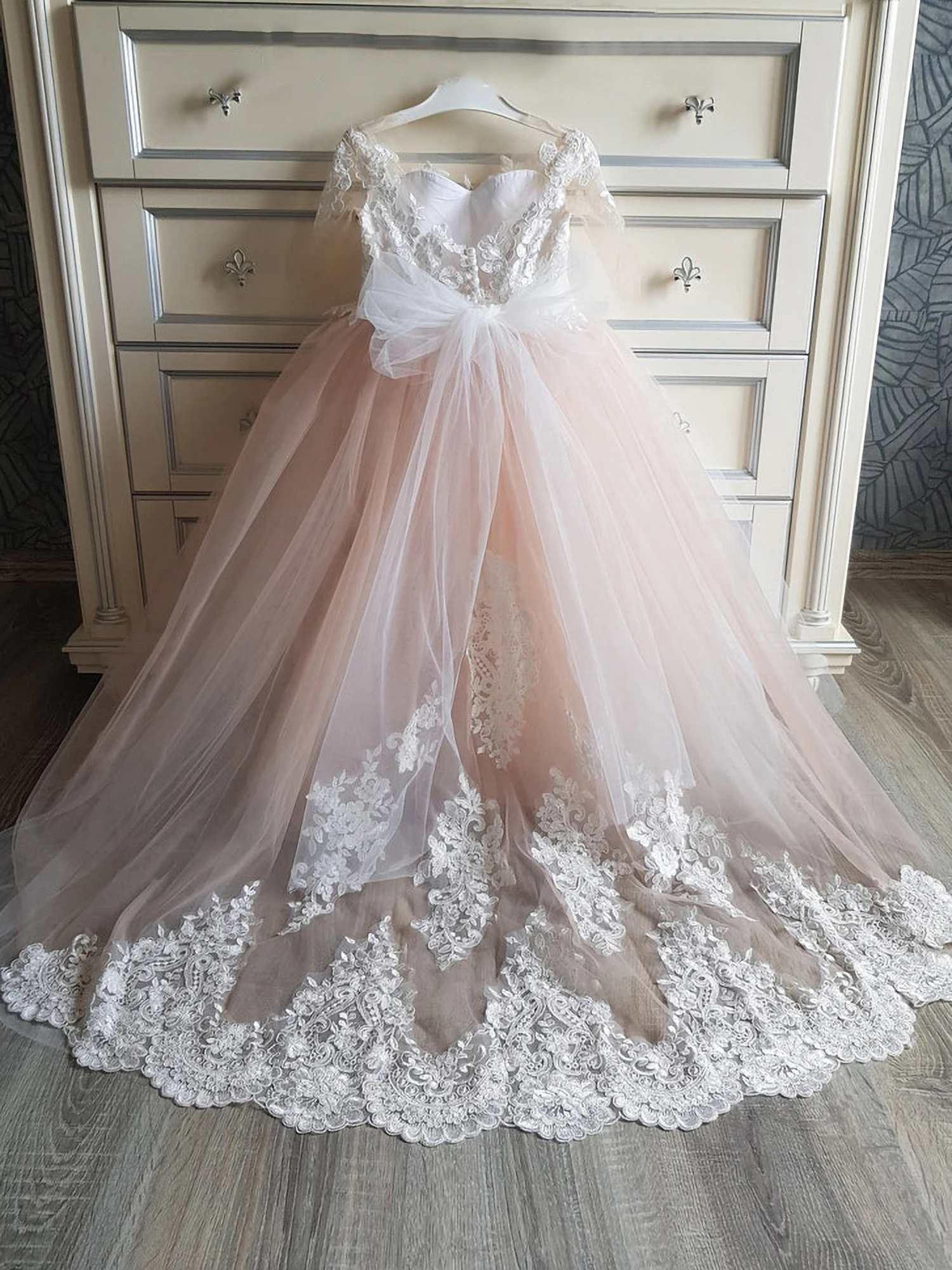 Robe de bal bouffante en Tulle pour filles, tenue de princesse à manches longues, en dentelle, à fleurs, pour fête de mariage, première Communion, 2022