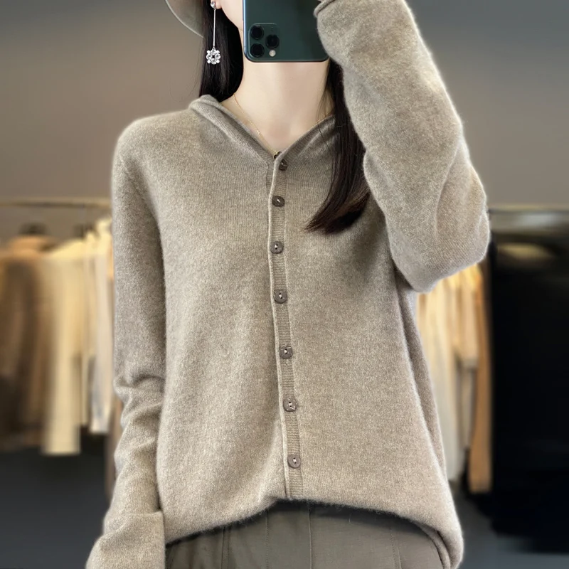 2024 lana Merino Cardigan cappello autunno/inverno nuovo maglione di cachemire donna o collare 100% lana fondo caldo maglia top