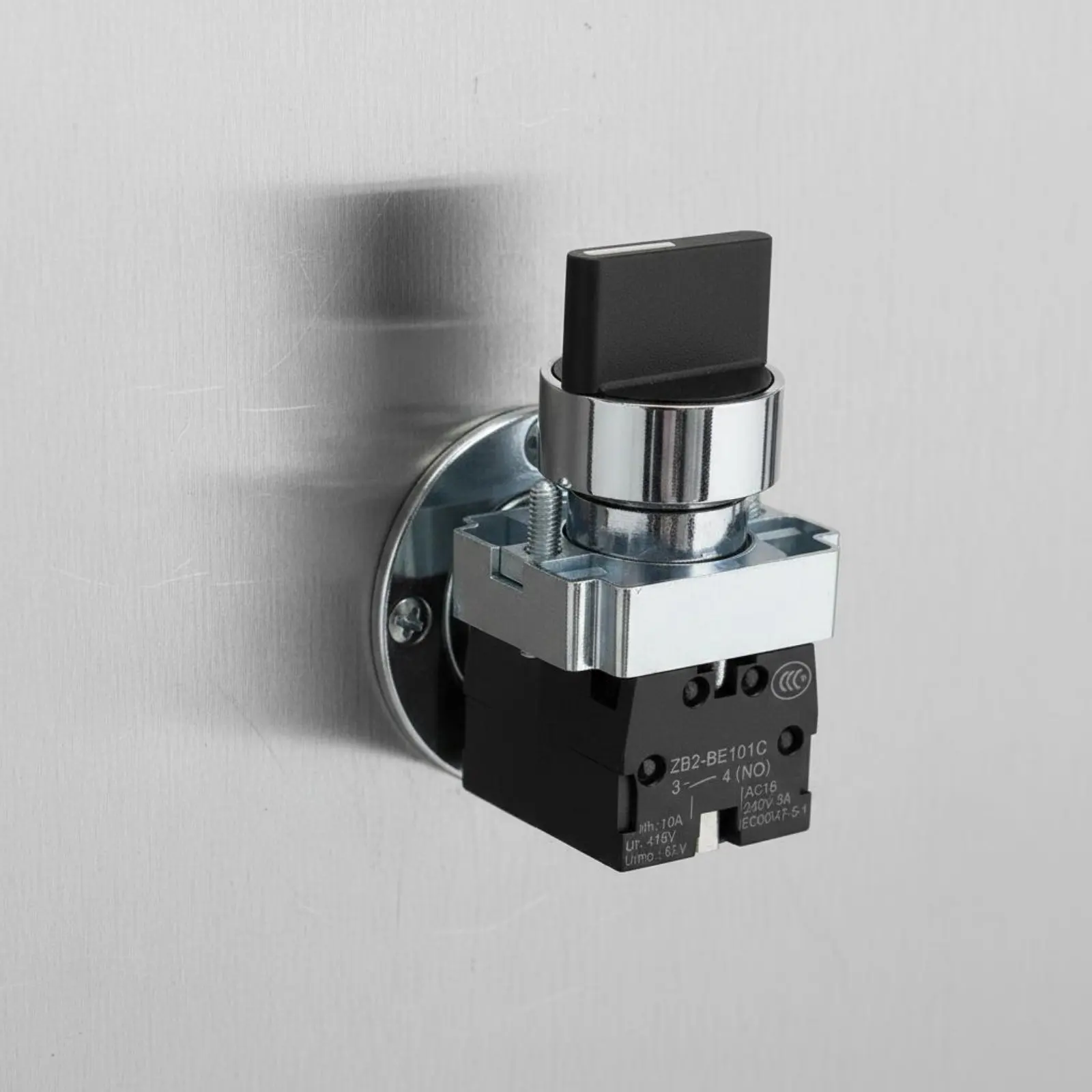 22 Mm Selector Switch Turn Control Rotary Knob Switch Electrical Hardware Metal Housing Flame Retardant for Industrial Equipment view 2