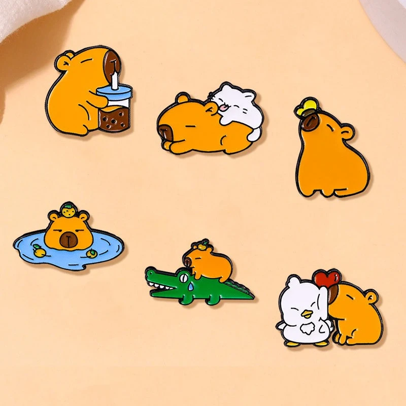 New Creative Capybara Alloy Brooches Cartoon Cute Animal Badges Duck Pins DIY for Clothes Bags Hat Scarf T-shirt Jeans Accessory