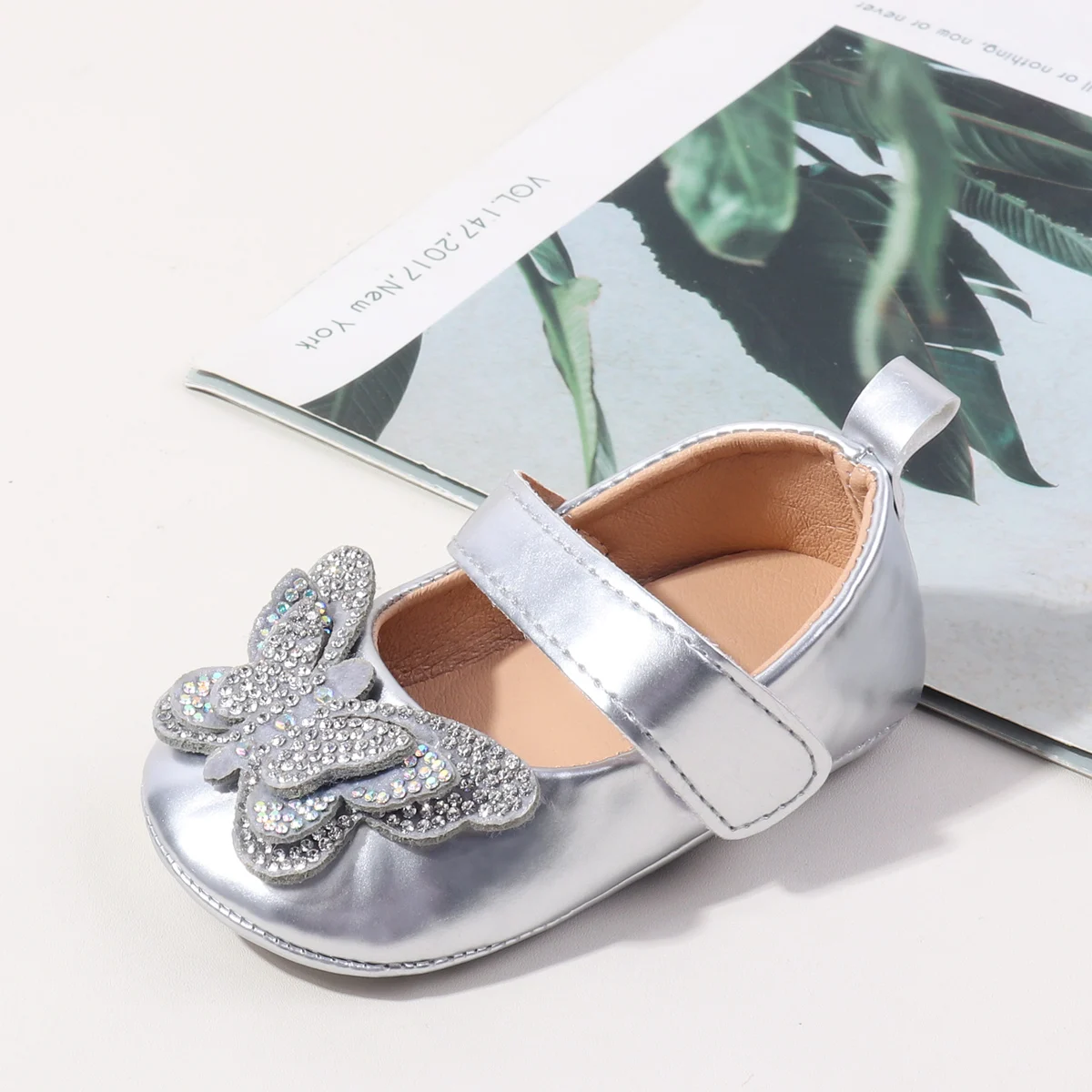 0-18M Spring Baby Girls First Walking Princess Toddler Shoes With Beautiful Pearl Butterfly Bowknot TPR Sole BBW5121