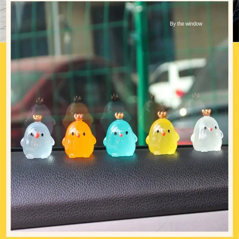 1/2/3PCS Ornaments Luminous Crown Chicken Car Supplies Small Ornaments No Degumming Pvc Car Interior Accessories Car Ornaments