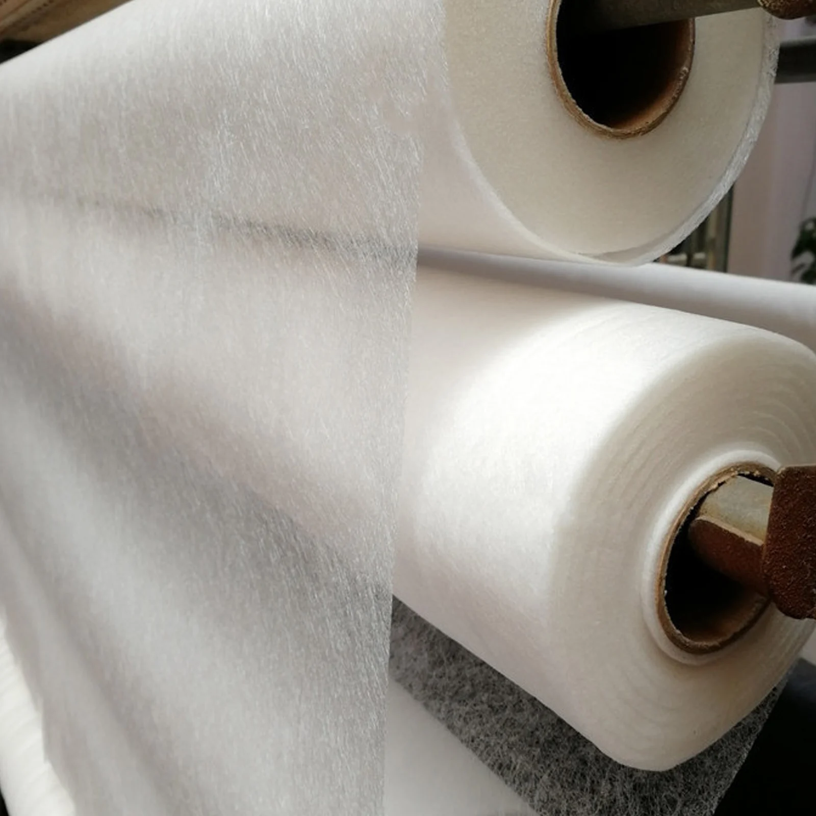 

1pc Hot Melt Interlining Cloth Double-Sided Adhesive Film For Garment Hemming Diy Sewing Iron-On Lining Tape Fabric Shoes Coats