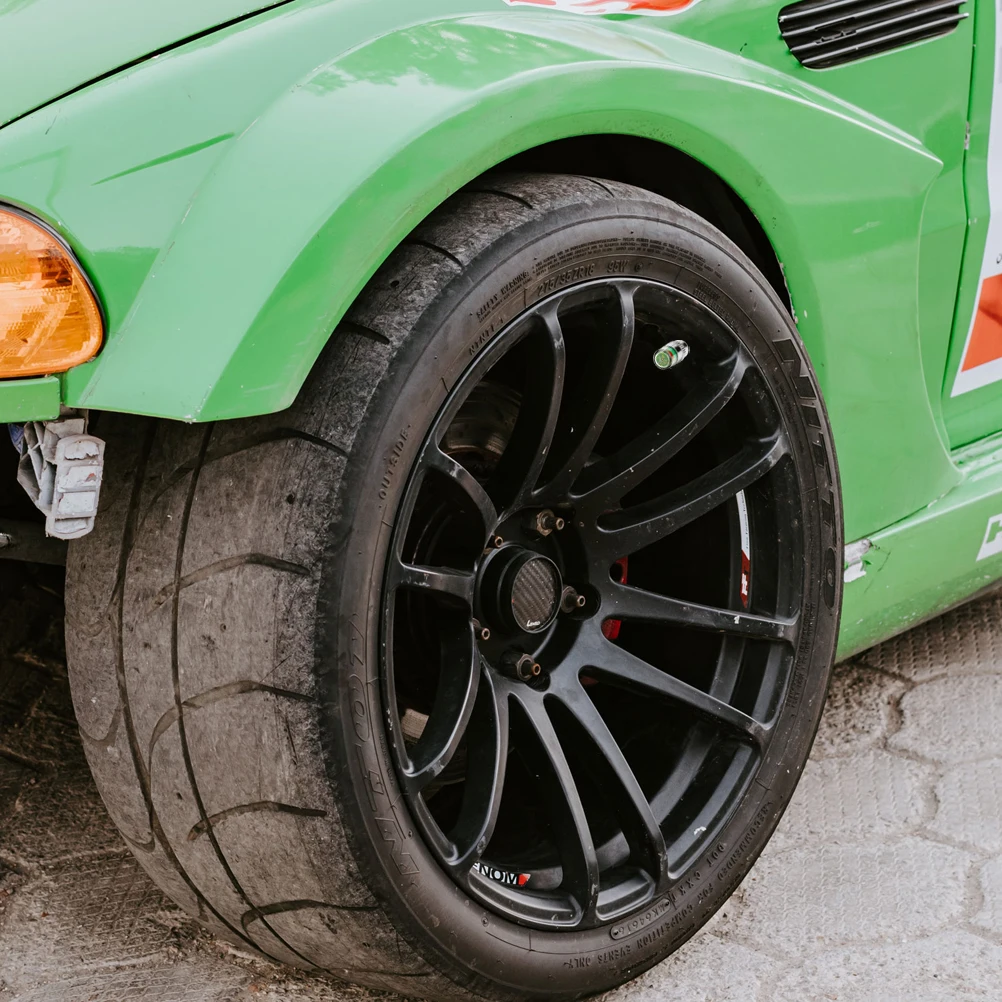 

1Set Tire Pressure Alarm Caps Copper Pc Stainless Steel Anti-Theft Three Color Indicator for Car Tyre Pressure Monitor Stem