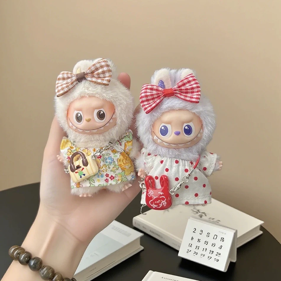

3 шт., комплект мини-платья из ткани Labubu с ободом для волос для 10 см, булавка Labubu The Monsters для Love Series, наряд для куклы, аксессуары Labubu