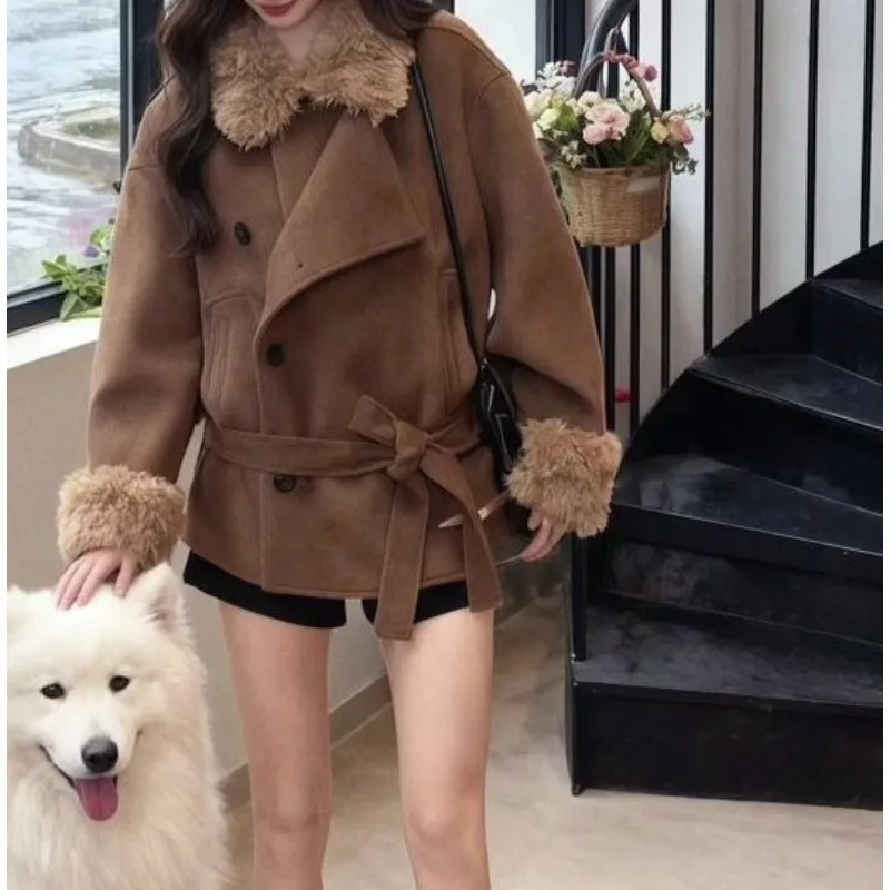 

Maillard Wears A Korean Atmosphere Woolen Short Waist Jacket, High-end Cotton Thickened Woolen Coat.