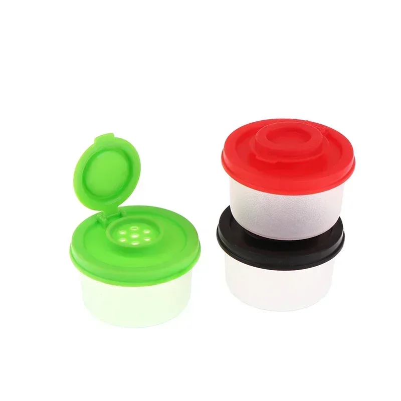 Mini Salt and Pepper Shaker Picnic Outdoor Kitchen Lunch Box Travel Plastic Spice Sealed Jar Dispenser Condiment Container Lid