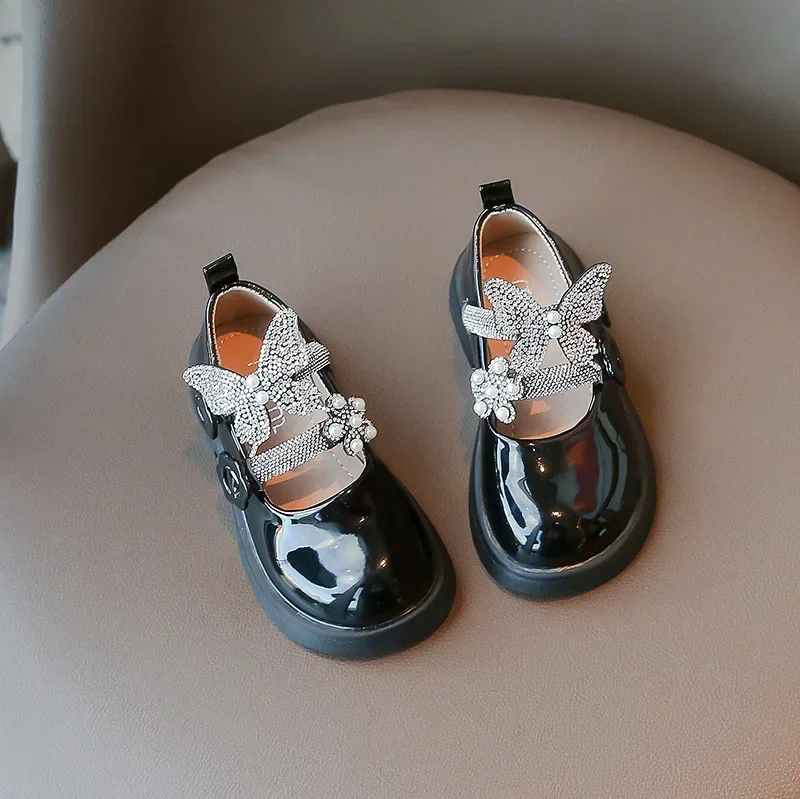 

Girl‘s Butterfly Soft Sole Leather Shoes 2024 Spring&Autumn New Children's Rhinestone Princess Shoes Non Slip Temperament Flats
