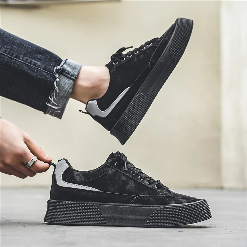 

Men's Shoes 2026 New Spring and Autumn Fashion Casual Men's Thick-soled Board Shoes Sporty and Trendy Men's Shoes，39-44