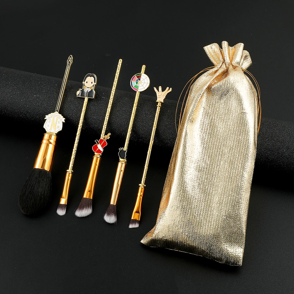 

5Pcs/Set Wednesday Addams Women Cosplay Beauty Tool Foundation Blending Blush Concealer Eyebrow Powder Brush With Pouch