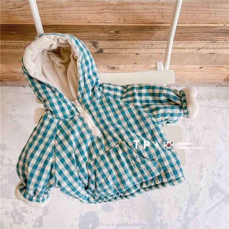 Chaqueta a cuadros para niños y niñas, abrigo cálido de algodón grueso coreano, ropa de felpa de invierno, 2023