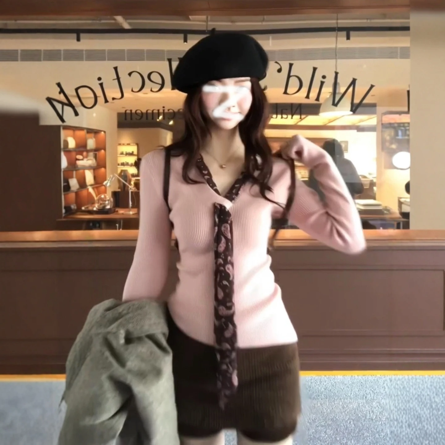 

Модный вязаный свитер с шелковым шарфом, с V-образным вырезом и поясом, женский осенне-зимний теплый топ