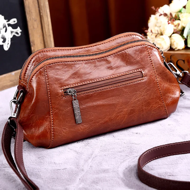 Brand New Hobos Folds Women Shoulder Bags Oil Wax Leather Crossbody Bag Fashion Ladies Handbags Luxury Designer Ladies Hand Bag