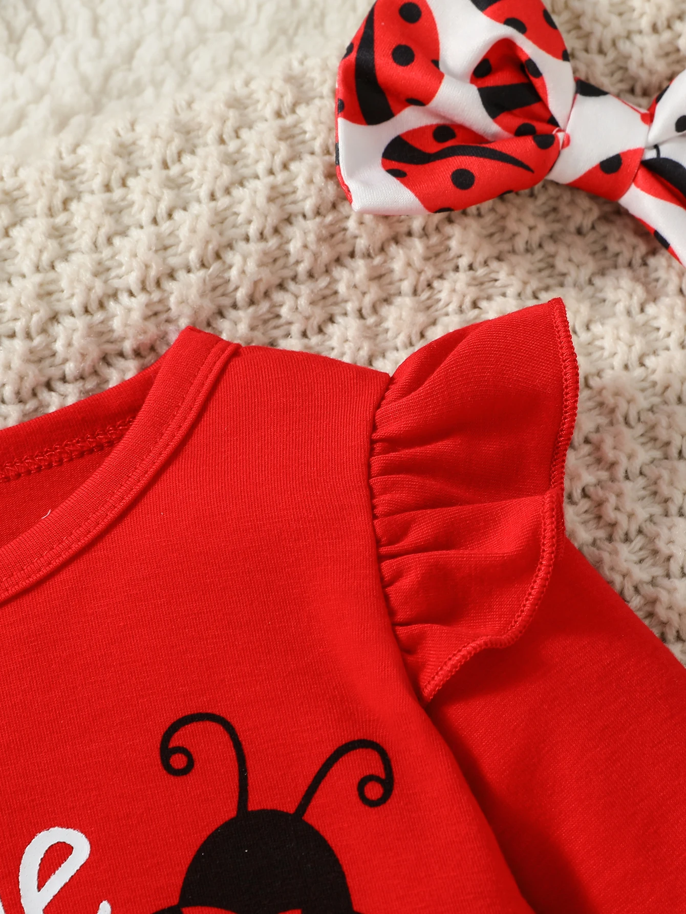 3pcs Baby Girl Ruffle Long-sleeve Ladybird Letter Print Romper and Bowknot Trousers Set+Headband
