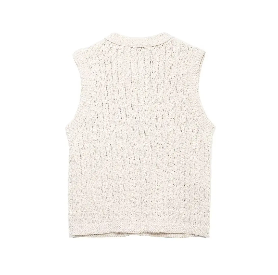 TRAFZA Female Elegant Vest Solid O-Neck Sleeveless Golden Button Single Breasted Sweater Tops Summer Women's Knitted Tops Mujer