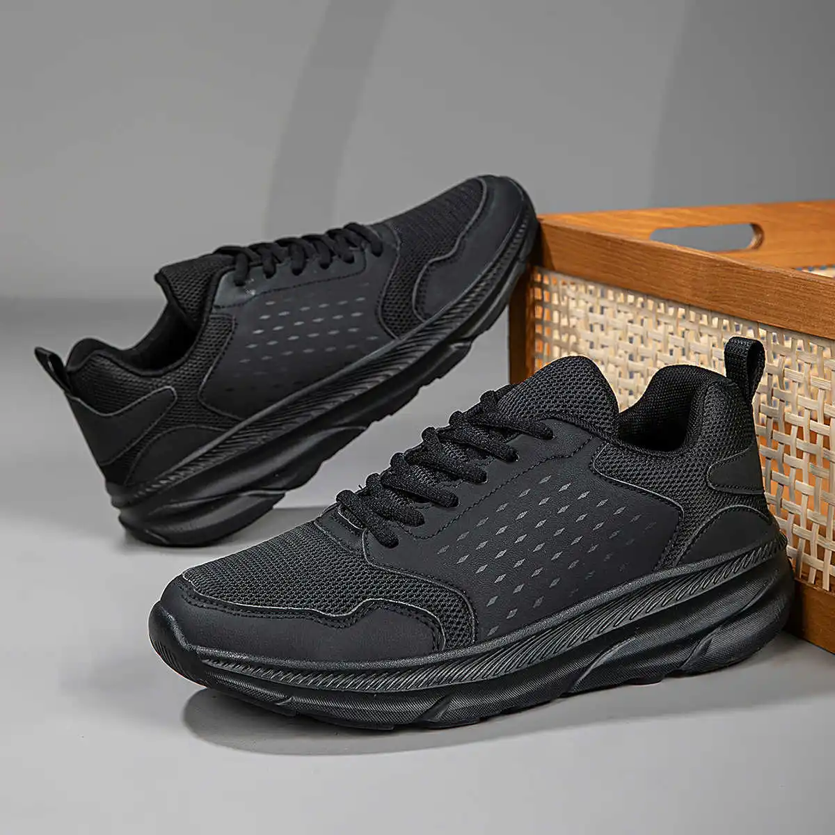 Natural Leather High Platform Men's Sneakers High Gym Shoes Men Outdoor Men Boots Sport Original High-end Tenis Premium