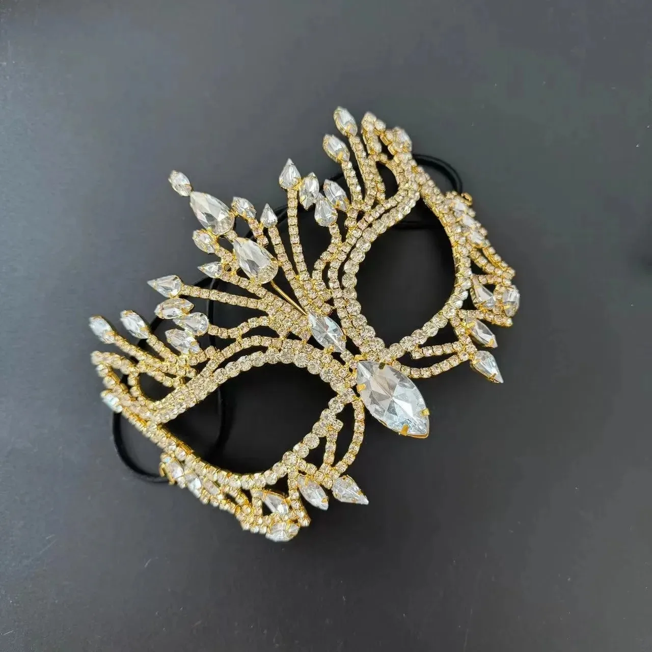 Nieuwe mode luxe glanzende strass masker dames make-up bal vakantiefeest mysterieuze Halloween masker sieraden accessoires