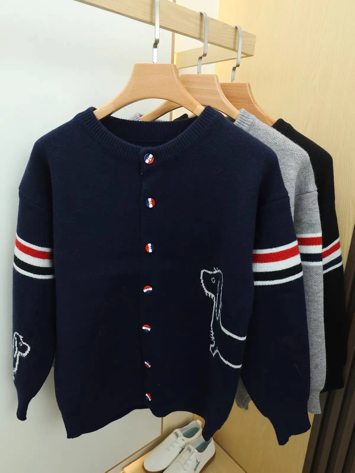 Mode süße Welpen bedruckt Pullover Jacke Herren High-End Marke farbige Streifen Design Gelegenheit Winter dicke warme runde Kragen Strickhemd – Detail 8