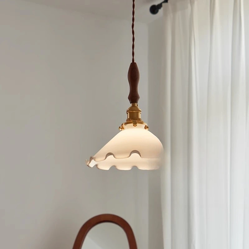 

Nordic bedside lace chandelier, bar restaurant, homestay cafe bay window personalized creative chandelier