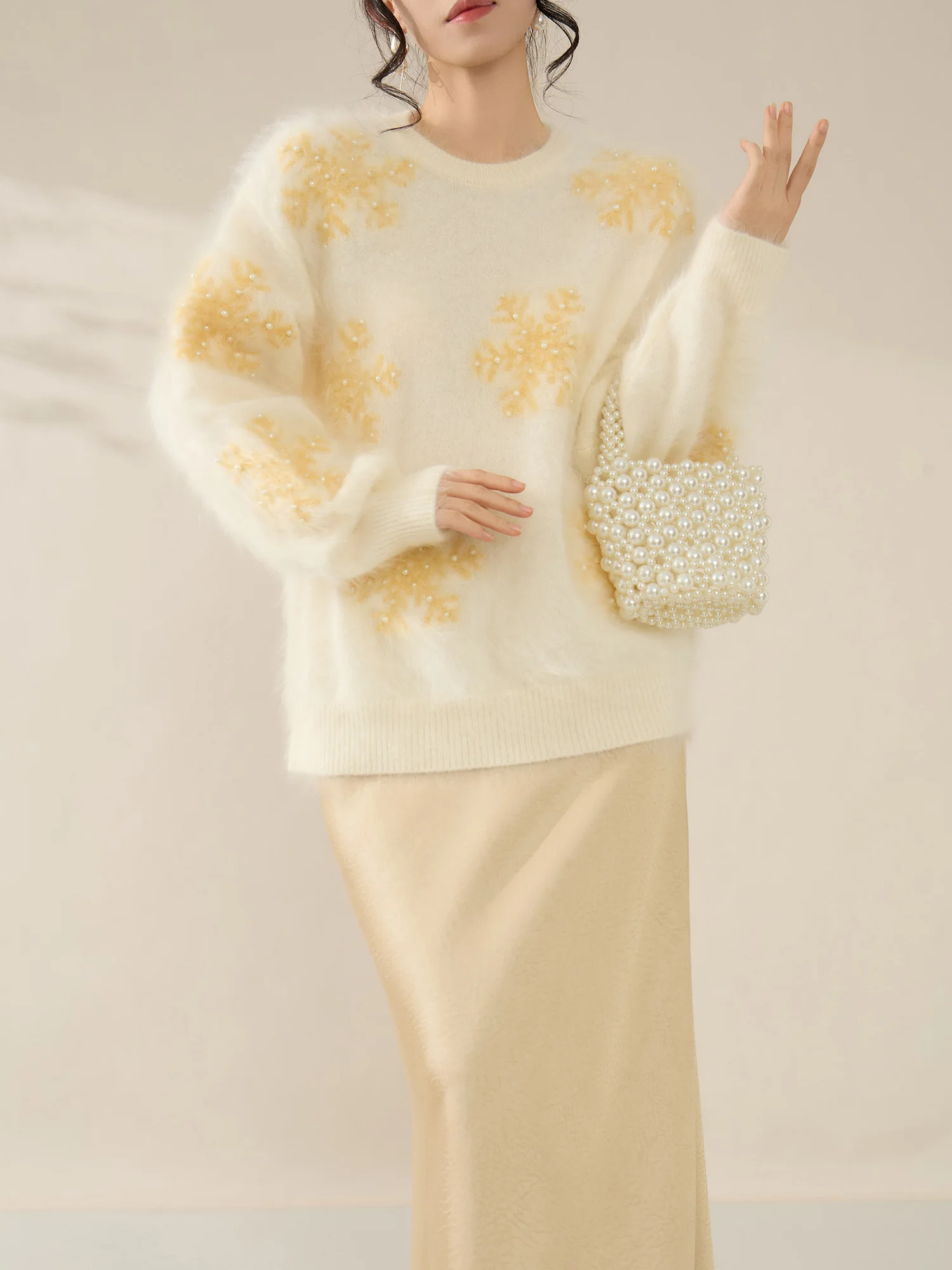 

Женский вязаный свитер FlowingEra с богатой отделкой, круглым вырезом, мягкий, уютный, для повседневной носки, с длинными рукавами