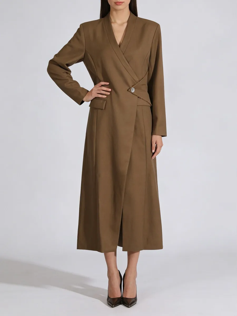 TWOTWINSTYLE موضة التخسيس تقسم زر الخنادق غير النظامية للنساء الخامس الرقبة طويلة الأكمام تصميم تحسس خندق الملابس النسائية